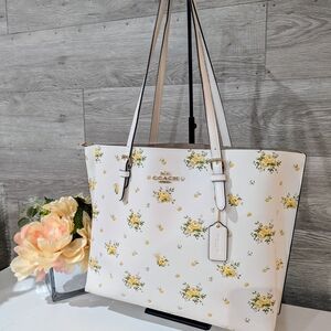 Coach Mollie Tote Bag With Floral Print